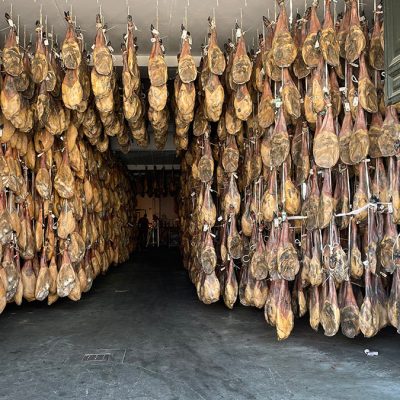 SECADERO DE JAMONES…donde ocurre la magia